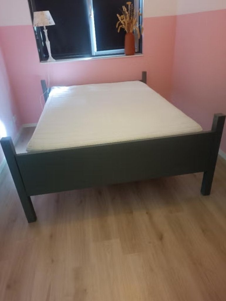 Bed, Huis en Inrichting, Slaapkamer | Bedden, Gebruikt, Twijfelaar, 160 cm, 200 cm, Hout, Grijs, Ophalen