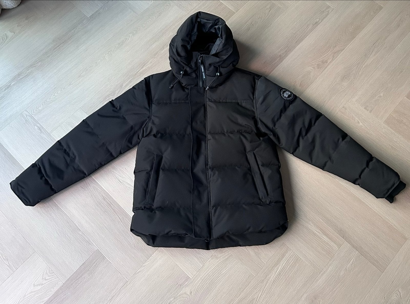 Canada Goose Puffer Jas Zwart - Maat M, Ophalen of Verzenden, Nieuw, Maat 48/50 (M), Zwart