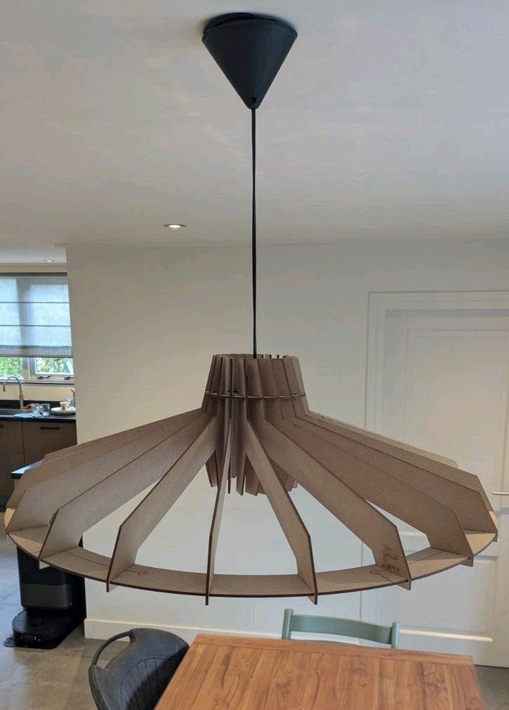 Nikolamp Tesla hanglamp van Tjalle en Jasper - 70 cm, Ophalen of Verzenden, Zo goed als nieuw, Hout, Modern, Scandinavisch