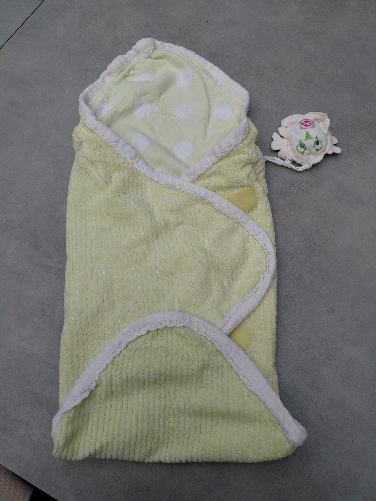 Lodger Wikkeldeken Omslagdoek Baby Fris Groen met Stippen, Ophalen of Verzenden, Zo goed als nieuw
