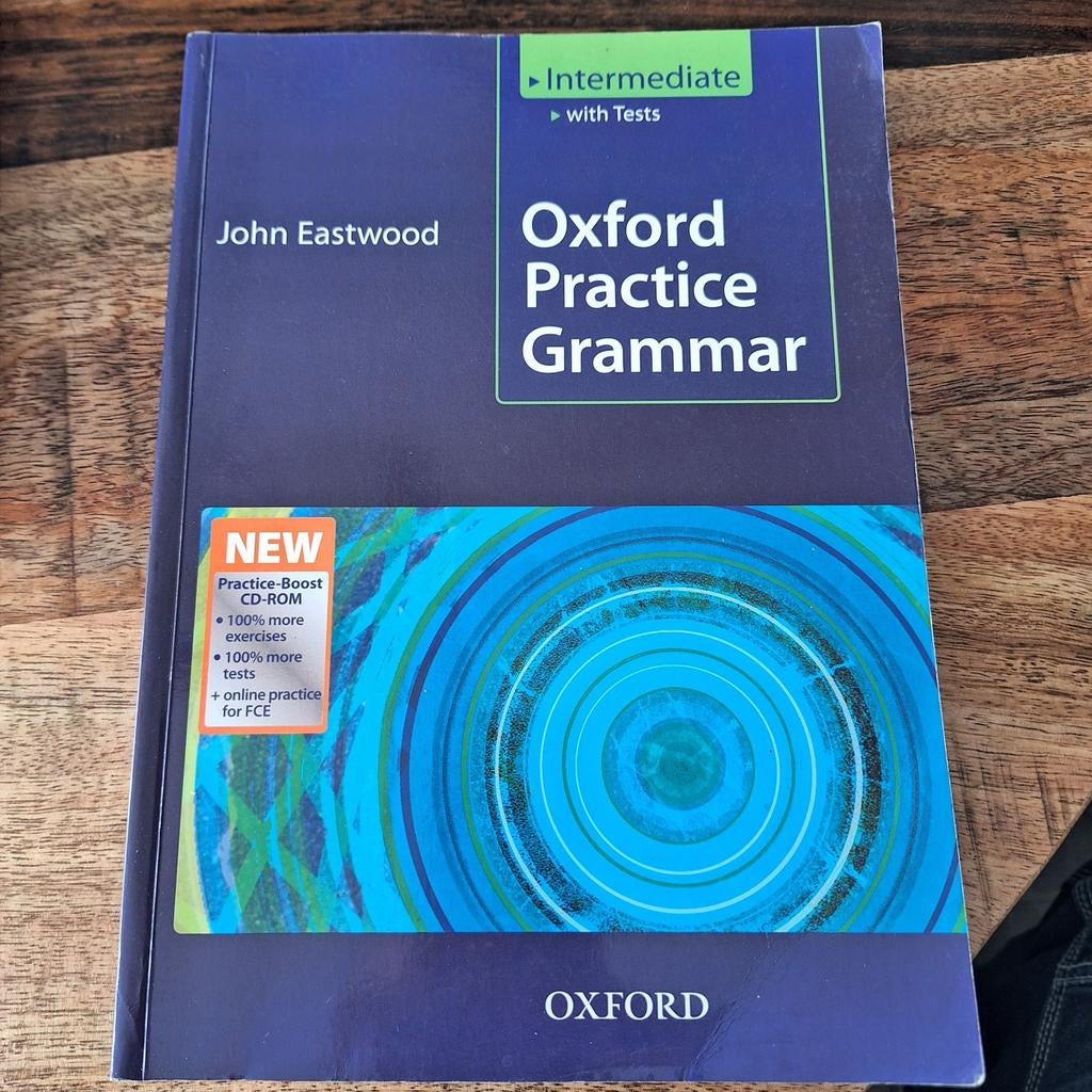 Oxford Practice Grammar Intermediate - John Eastwood, Ophalen of Verzenden, Zo goed als nieuw, John Eastwood, Non-fictie