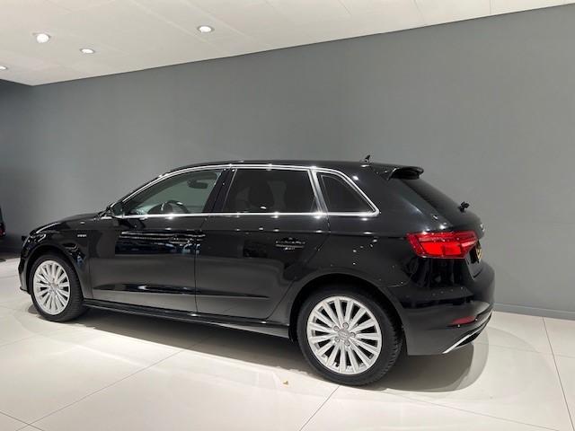 AUDI A3 Sportback 1.4 TFSI 204pk e-tron S tronic Lease Editi, 12 maanden, Gebruikt, 4 cilinders, Leder en Stof
