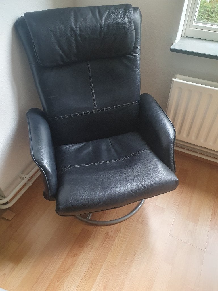 Zwarte fauteuil te koop, Huis en Inrichting, Fauteuils, Ophalen, Gebruikt, Minder dan 75 cm, Leer