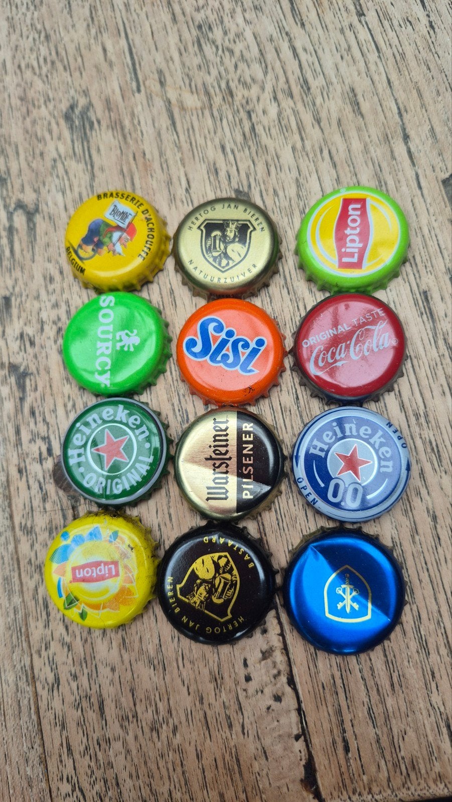 GRATIS AFHALEN,Kroonkurken, bierdoppen., Ophalen