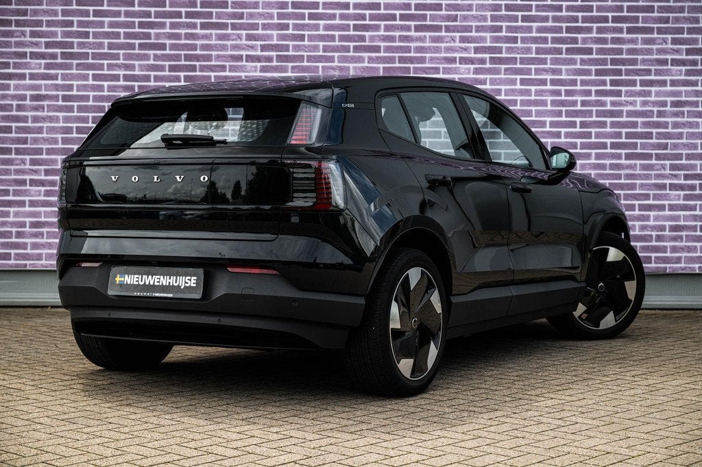 Volvo EX30 Single Motor Extended Range Plus 69 kWh | Stoel e, Auto's, Volvo, Automaat, Achterwielaandrijving, Gebruikt, Leder en Stof