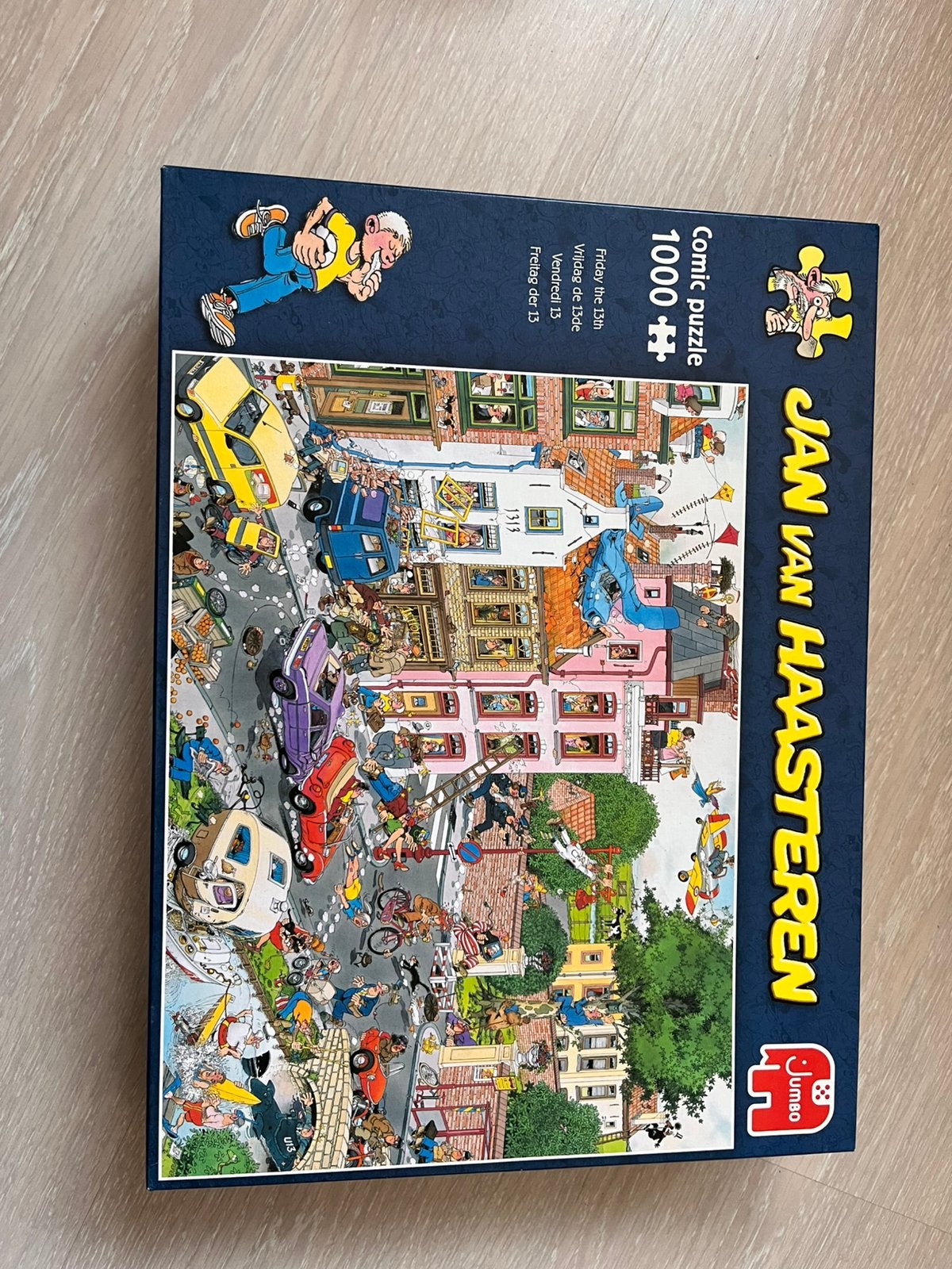 Foto 6 van Jan van Haasteren puzzels 950/1000 stukjes