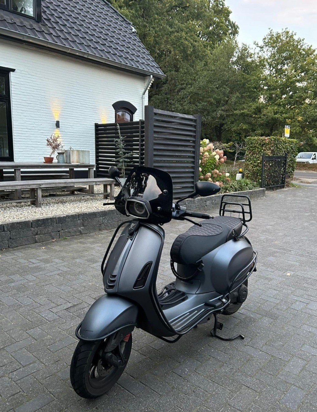 Vespa Sprint 2022 Mat Grijs -, Ophalen, Vespa S, Zo goed als nieuw, Benzine