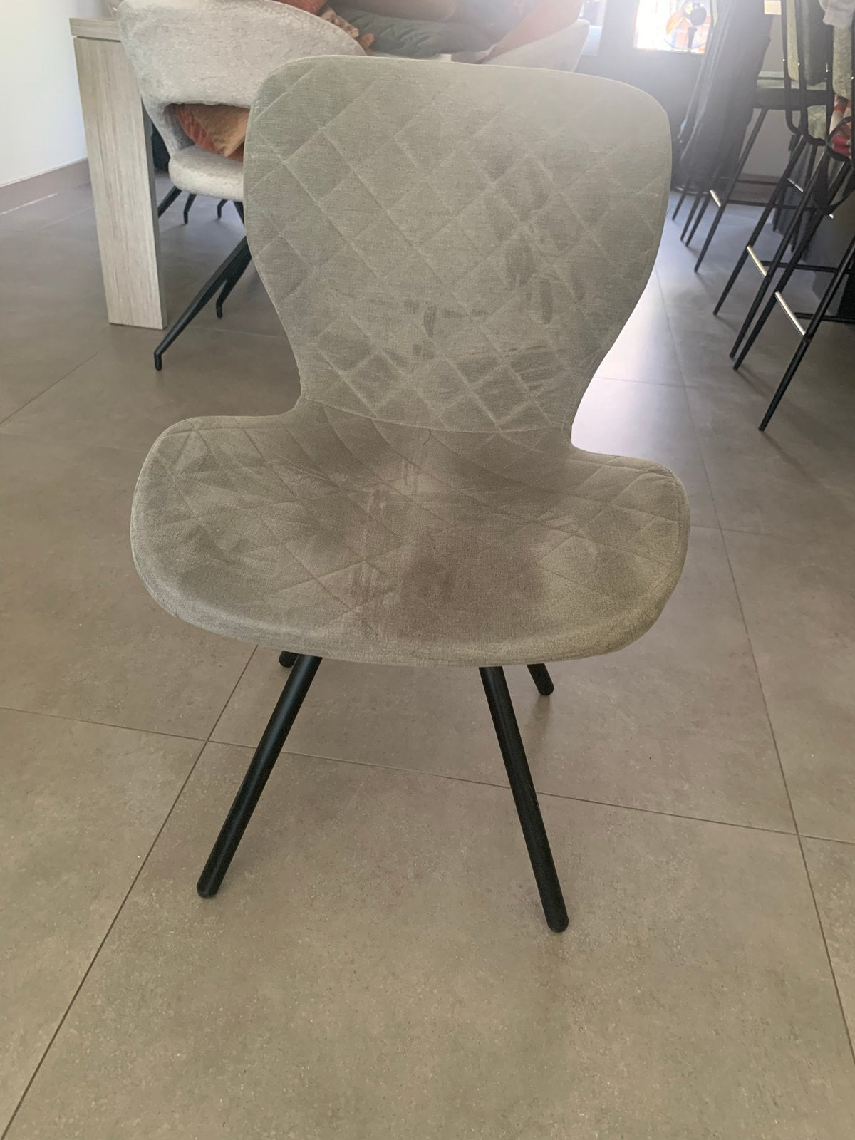 4 grijze eetkamerstoelen, Huis en Inrichting, Stoelen, Ophalen, Gebruikt, Vier, Stof
