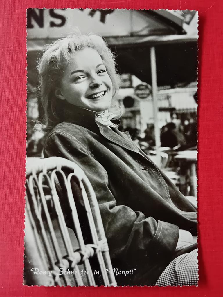 Ansichtkaart Romy Schneider, Ophalen of Verzenden, Foto of Kaart
