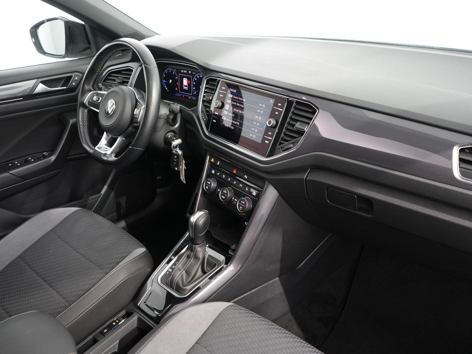 Volkswagen T-Roc 1.5 TSI Sport Business R | Pano | Winterpak, Auto's, Volkswagen, 1254 kg, Stof, Euro 6, 4 cilinders