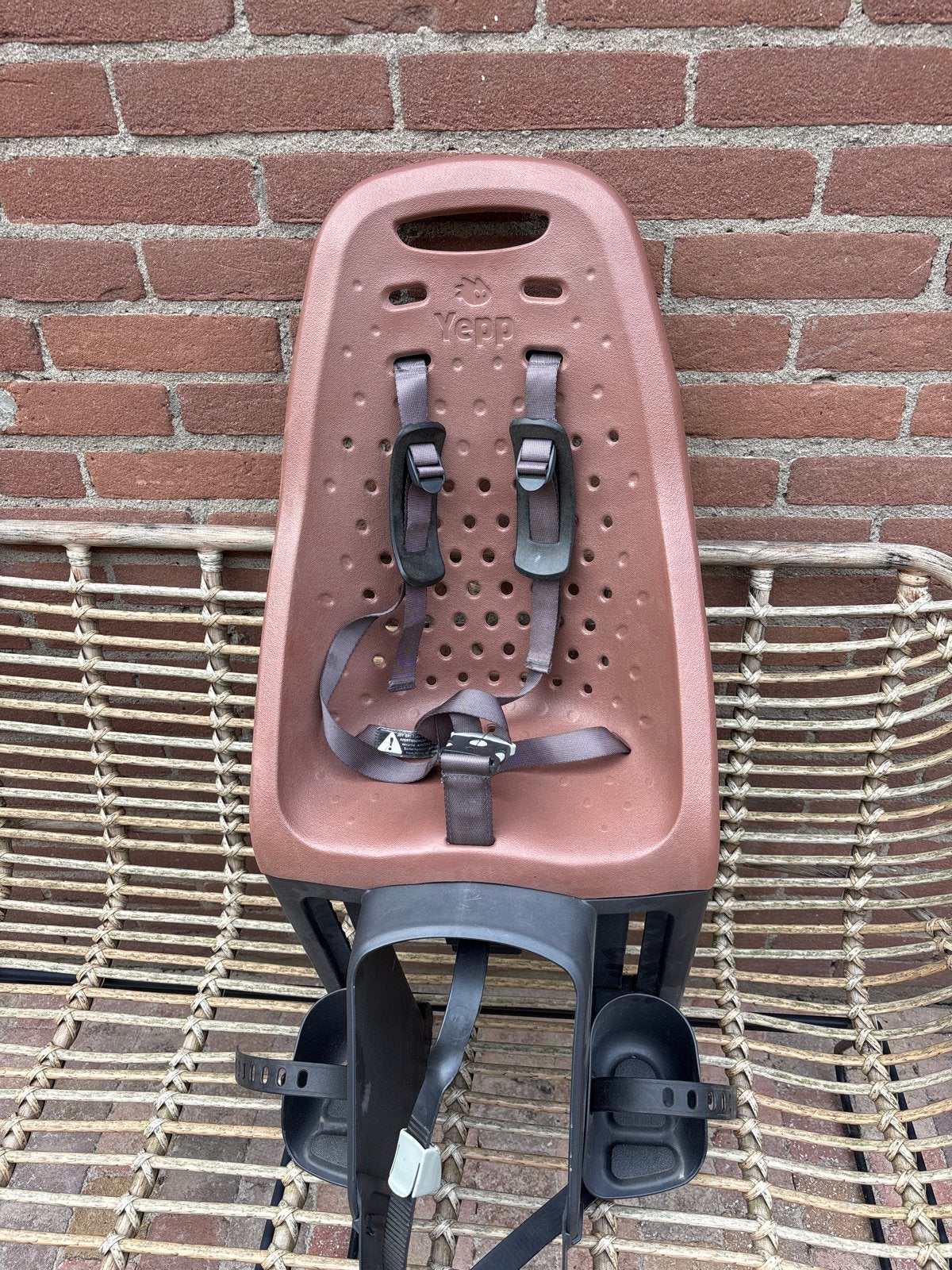 Yepp Achterzitje Bruin - Comfortabel en Veilig, Fietsen en Brommers, Ophalen, Achterzitje, 9 t/m 36 kg, Gebruikt