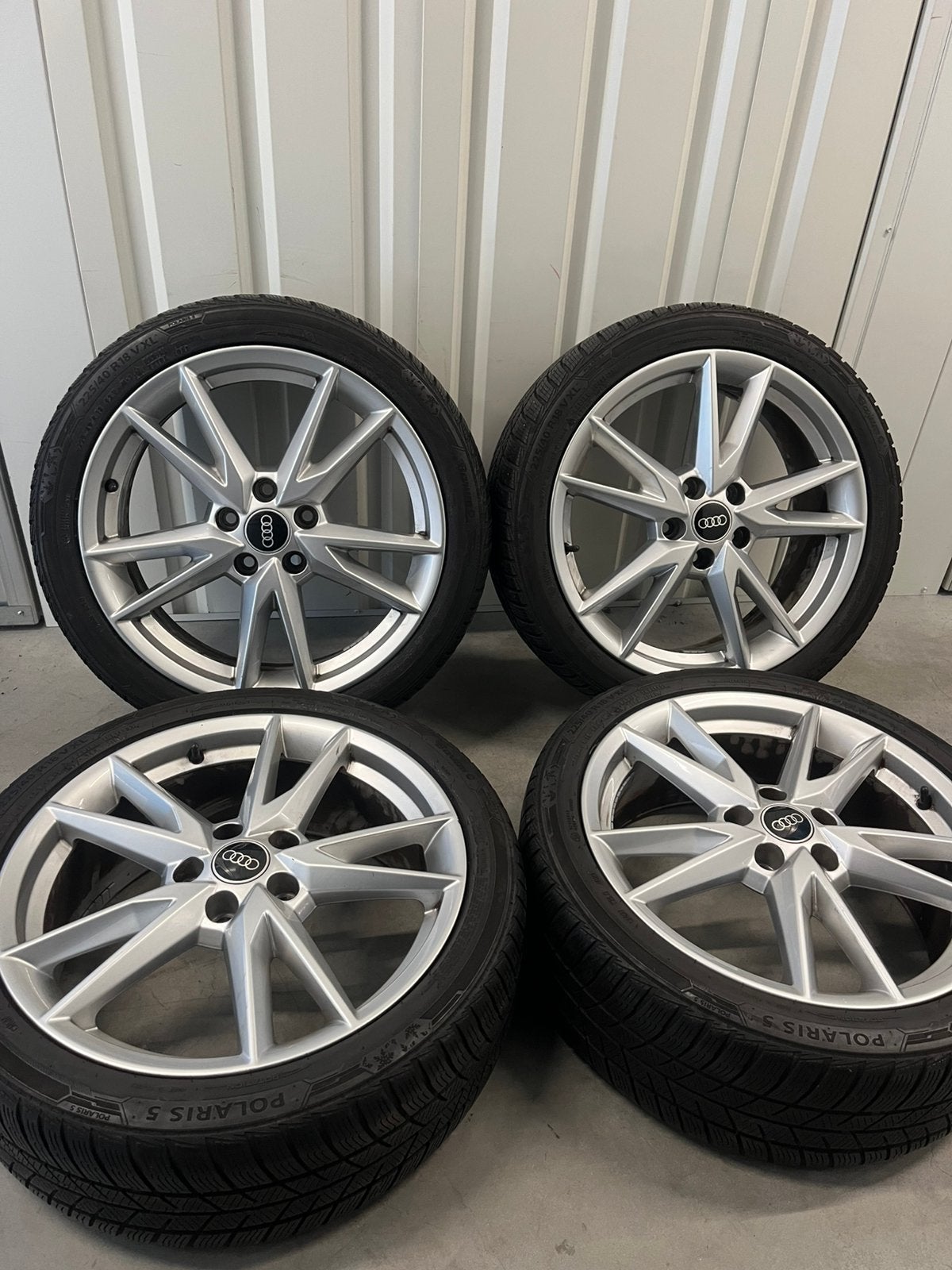 Audi A3 18 inch orgineel 81A 601 025 F, Auto-onderdelen, Banden en Velgen, Gebruikt, Banden en Velgen, Winterbanden, Personenwagen