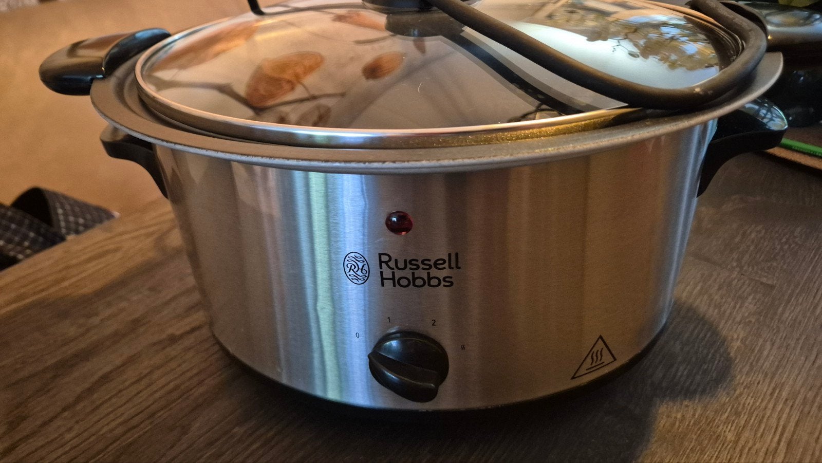 Russell Hobbs Slowcooker Type 22740, Witgoed en Apparatuur, Ophalen of Verzenden, Vaatwasmachinebestendig, Zo goed als nieuw