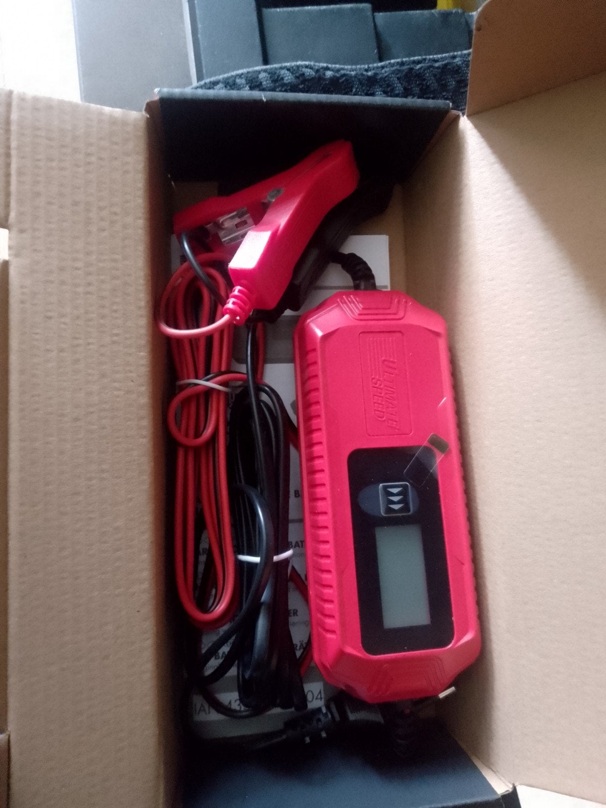 car & motorcycle battery charger, Nieuw