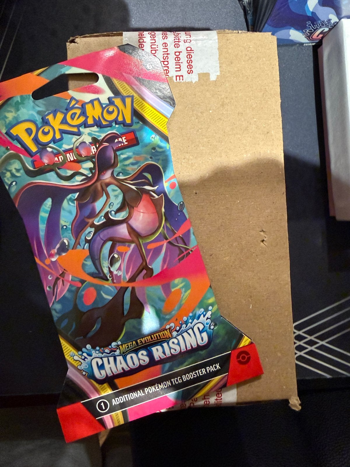 Pokémon TCG sleeved booster case - Chaos Rising, Verzenden, Nieuw, Booster