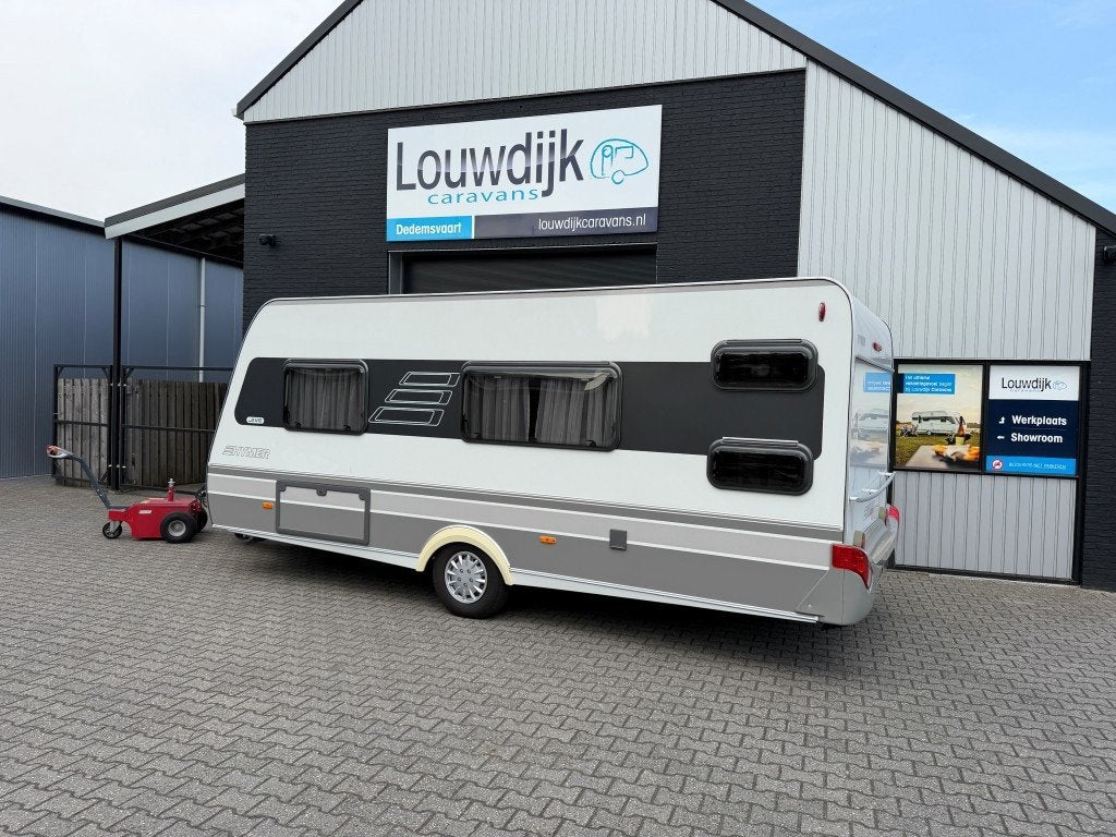ERIBA Jive 505 TK '14 (6 pers. Fransbed), 7 tot 8 meter, Bedrijf, Treinzit, Eriba