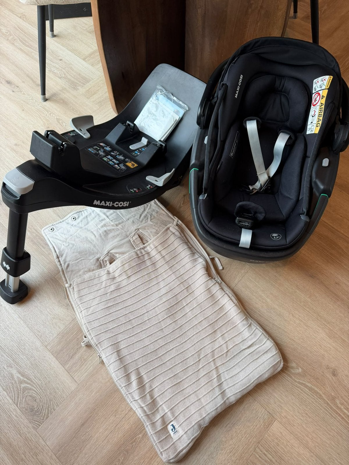 Maxi cosi coral 360 essential + familyfix 360, Kinderen en Baby's, Ophalen, Zo goed als nieuw, Isofix, 0 t/m 13 kg