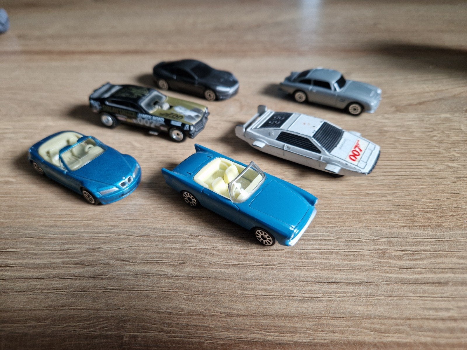 6 James Bond 007 auto's, Ophalen, Auto