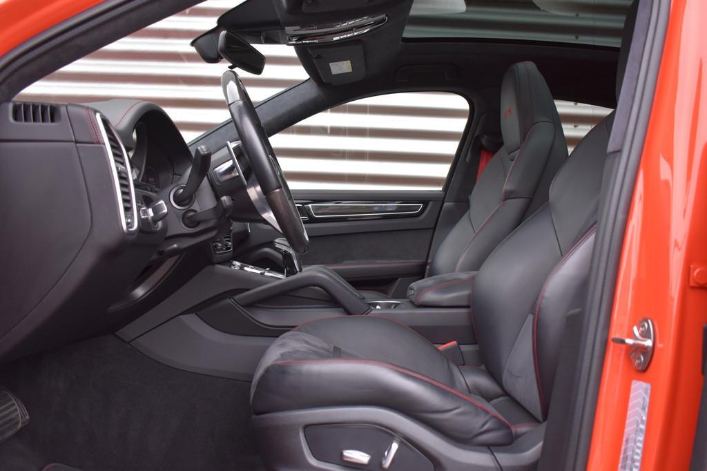 Porsche Cayenne Coupé 4.0 GTS Matrix-LED | Bose | Pano | Ca, Automaat, Cayenne, Overige kleuren, Met garantie (alle)