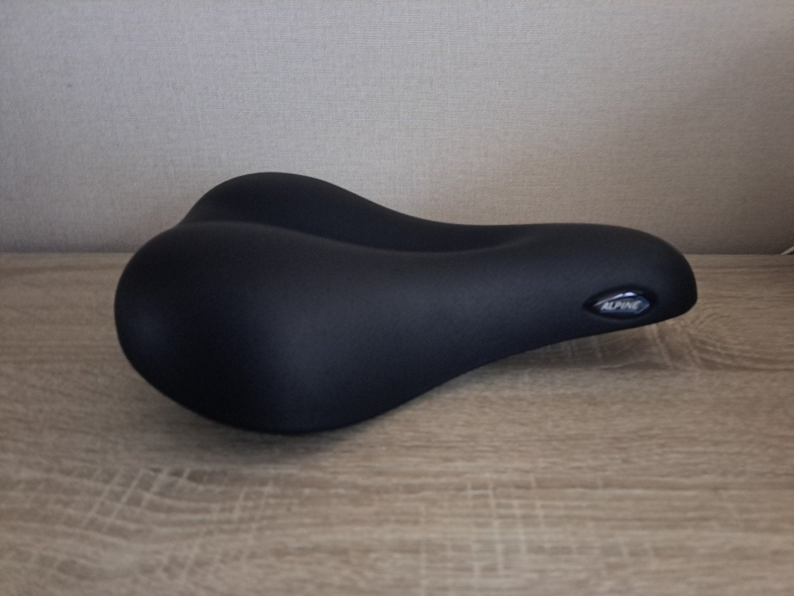 Selle Royal Alpine zadel - Nieuw!, Fietsen en Brommers, Fietsonderdelen, Ophalen of Verzenden, Nieuw, Zadel, Selle Royal
