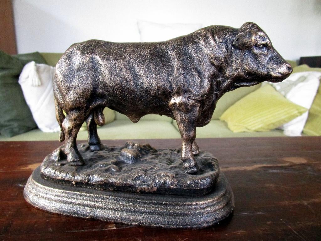 Gietijzeren Limousine stier, Ophalen of Verzenden, Zo goed als nieuw, Dier