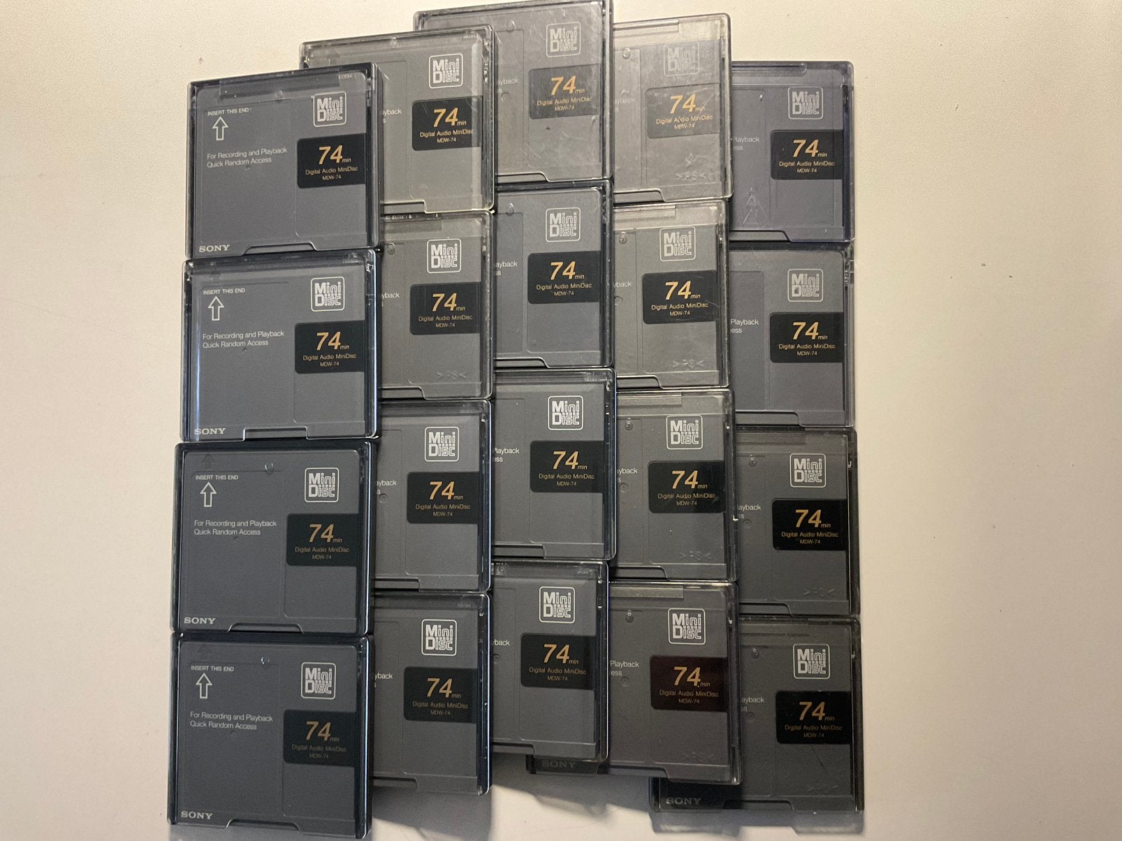 Minidisc’s. SONY. MDW 74 GRIJS  20x als nieuw. 74 minuten, Ophalen of Verzenden