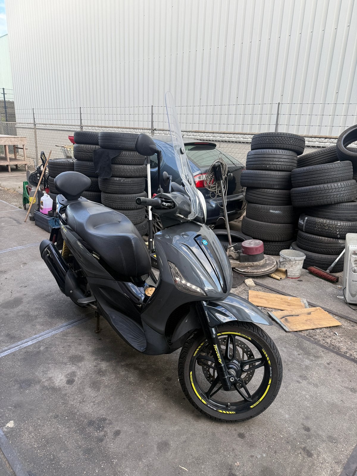 Piaggio beverly 350 A1, Ophalen of Verzenden, Zo goed als nieuw, Benzine, Overige modellen