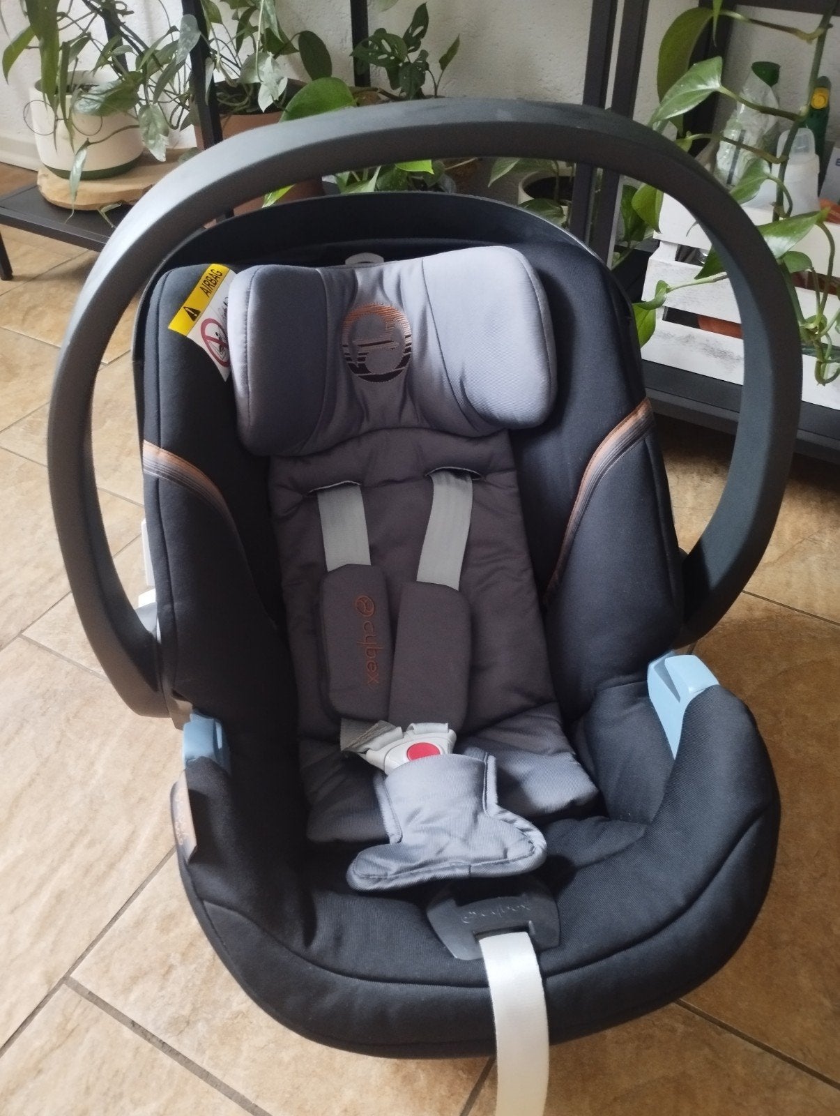 Cybex Aton 5 autostoel met adapters - Zeer goede staat, Overige merken, Autogordel of Isofix, Zo goed als nieuw, 0 t/m 13 kg