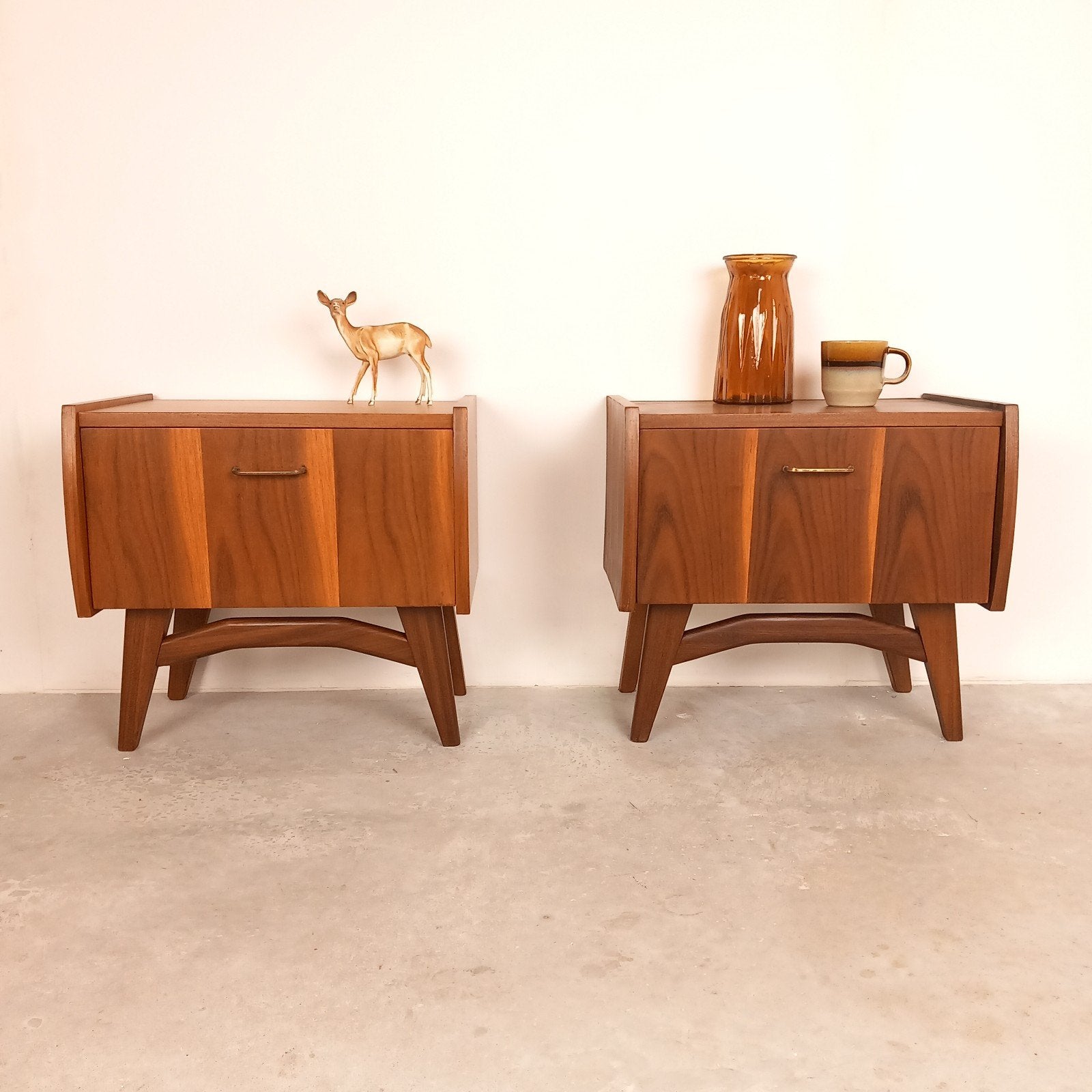 2x Louis van Teeffelen nachtkastje Vintage Design jaren 60, -, -, Ophalen of Verzenden, Zo goed als nieuw