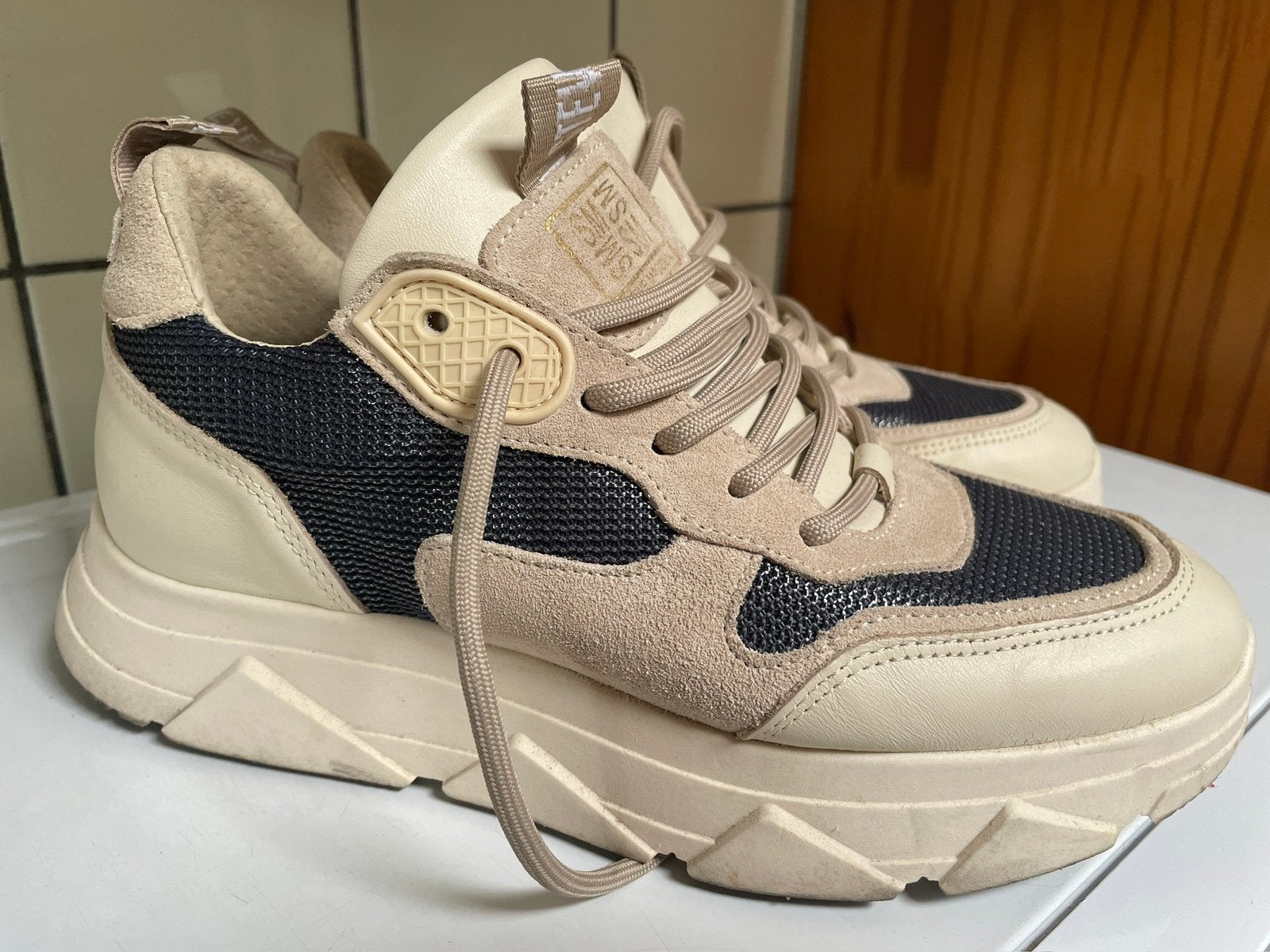 Steve Madden sneakers maat 39, Beige, Ophalen of Verzenden, Sneakers of Gympen, Zo goed als nieuw