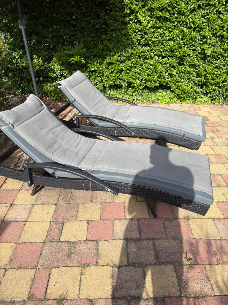 2 ligbedden, Tuin en Terras, Ligbedden, Ophalen, Zo goed als nieuw, Kunststof