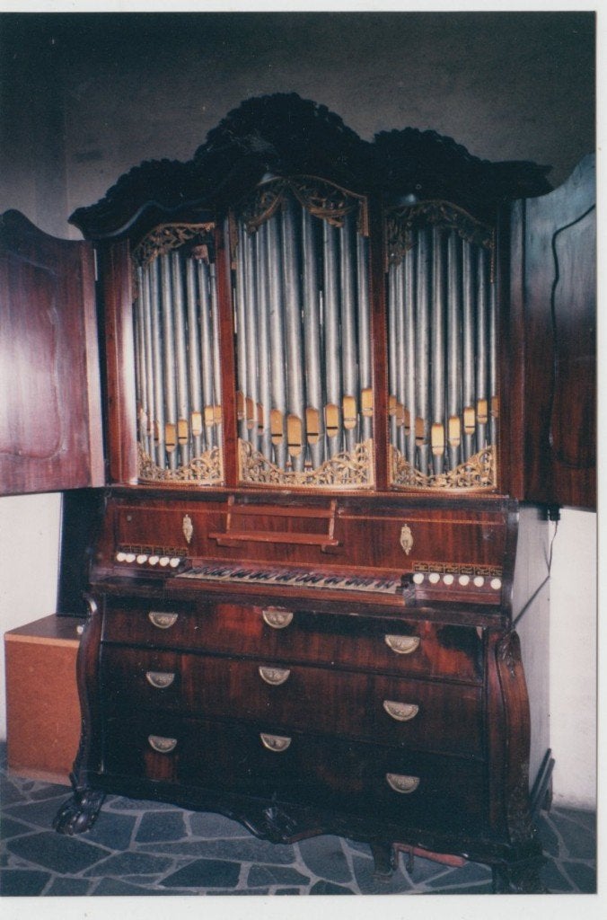 Gennep St. Martinus Kerk Cabinet Orgel in Genade Kapel FOTO, Ophalen of Verzenden, 1980 tot heden, Limburg