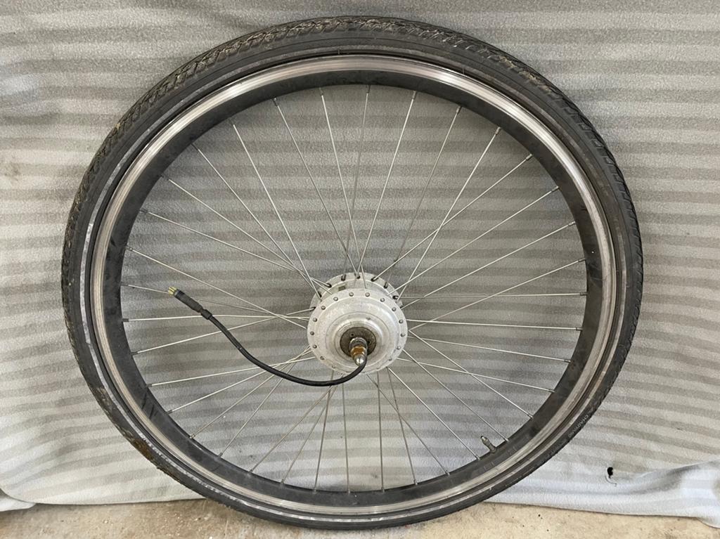 Voorwiel motor  stella, Fietsen en Brommers, Ophalen of Verzenden, Zo goed als nieuw, Motor
