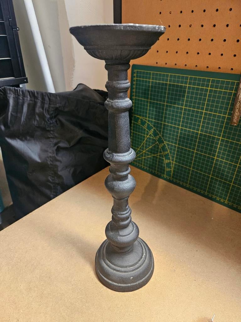 Gietijzeren kandelaar zwart ca. 37 cm hoog, Gebruikt, 25 tot 50 cm, Zwart, Ophalen of Verzenden
