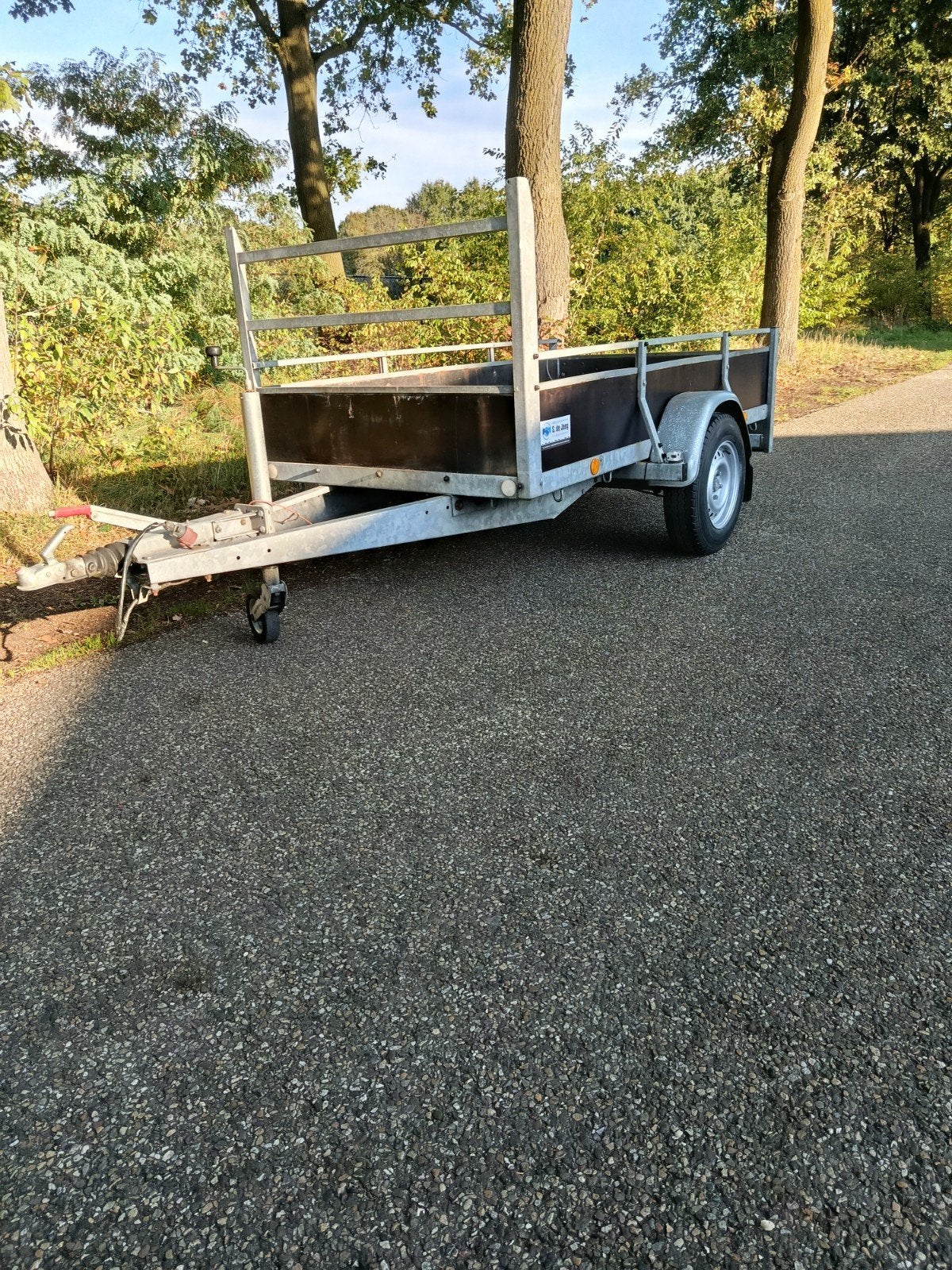 Enkelasser geremd Atec, Ophalen