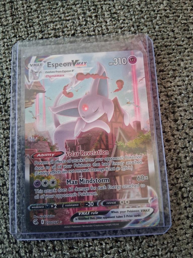 Espion VMAX fusion strike, Hobby en Vrije tijd, Verzamelkaartspellen | Pokémon, Ophalen of Verzenden, Zo goed als nieuw