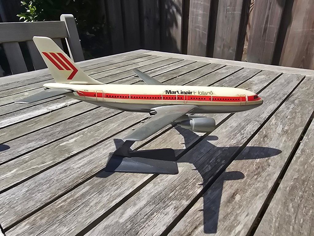 Martinair miniatuur vliegtuigjes, Ophalen, Gebruikt, Schaalmodel