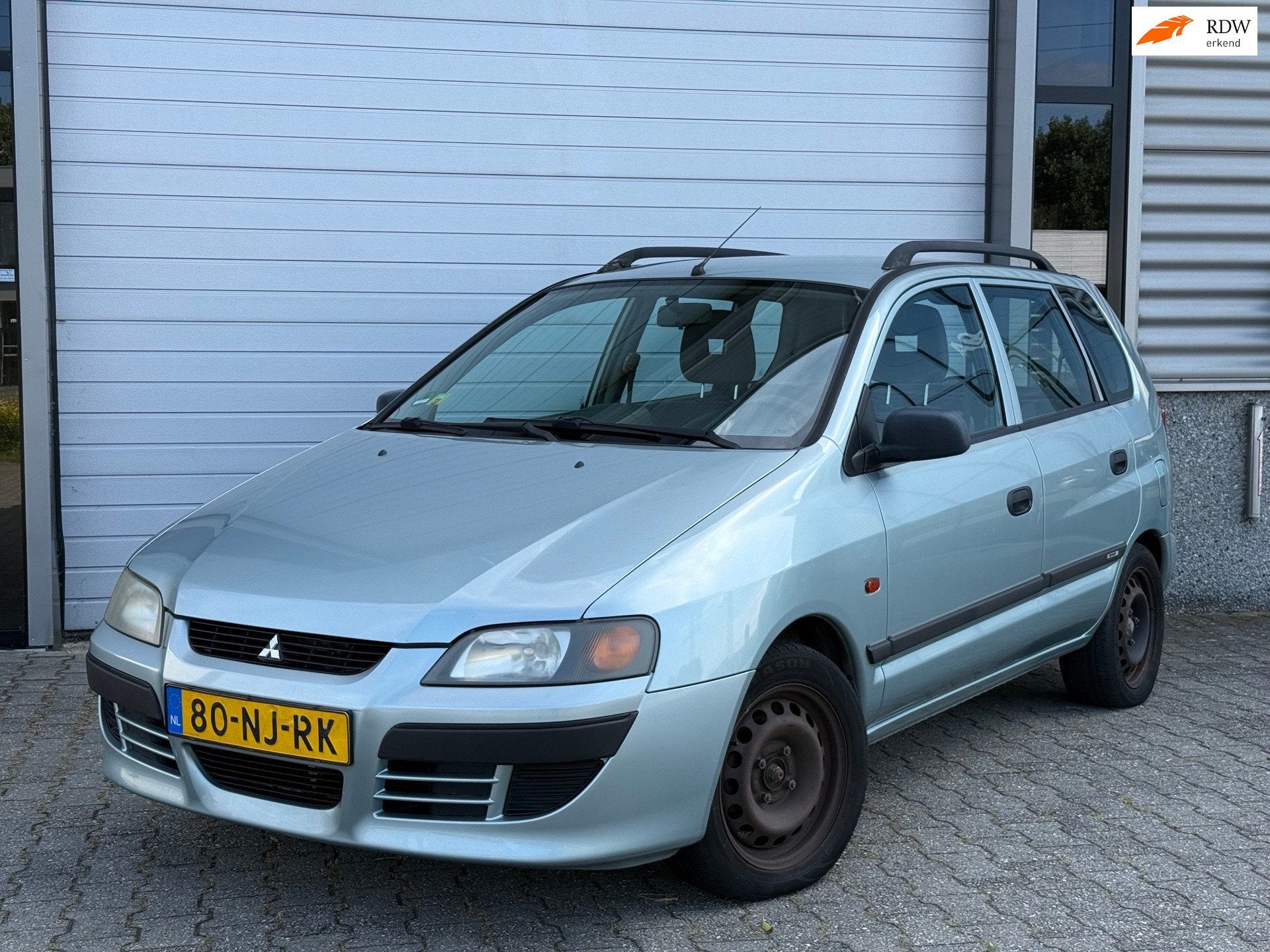 Mitsubishi Space Star 1.6 Family Airco APK 05/2027, Auto's, Mitsubishi, Voorwielaandrijving, Stof, Gebruikt, Zwart