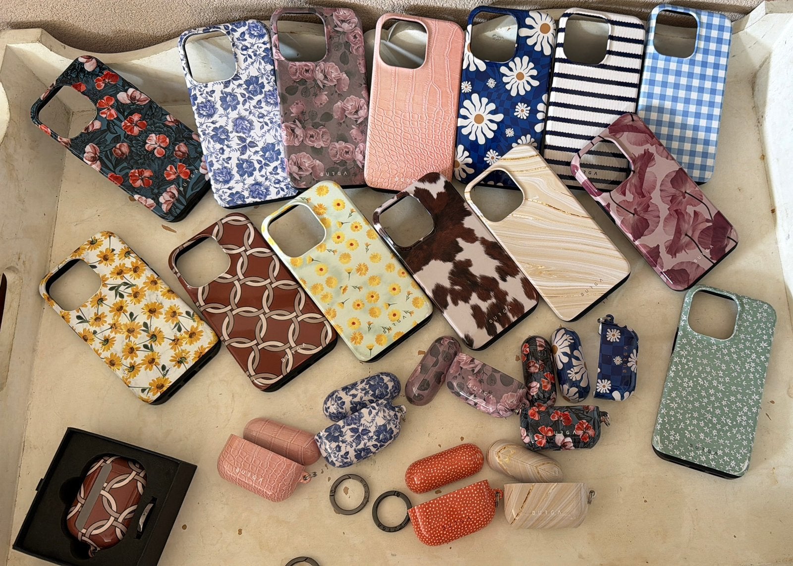 Burga iPhone 17 Pro & AirPods Pro Hoesjes Bundel, Hoesje of Tasje, Ophalen of Verzenden, Schokbestendig, Burga