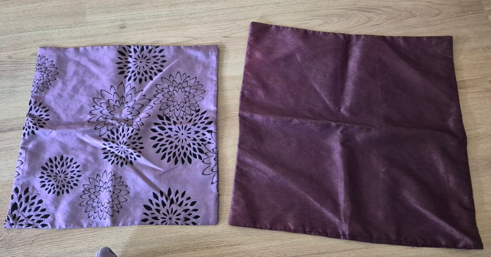 Set van 2 paarse kussenslopen: bloemen en effen, Ophalen of Verzenden