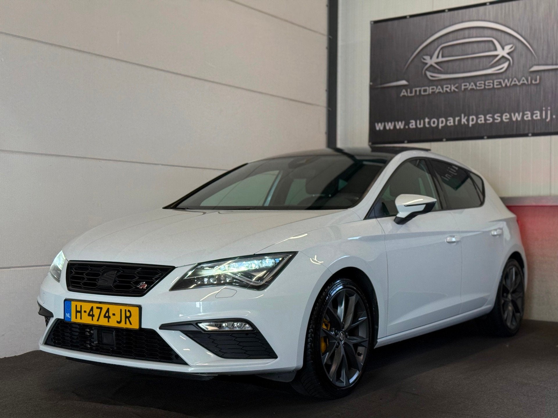 SEAT León