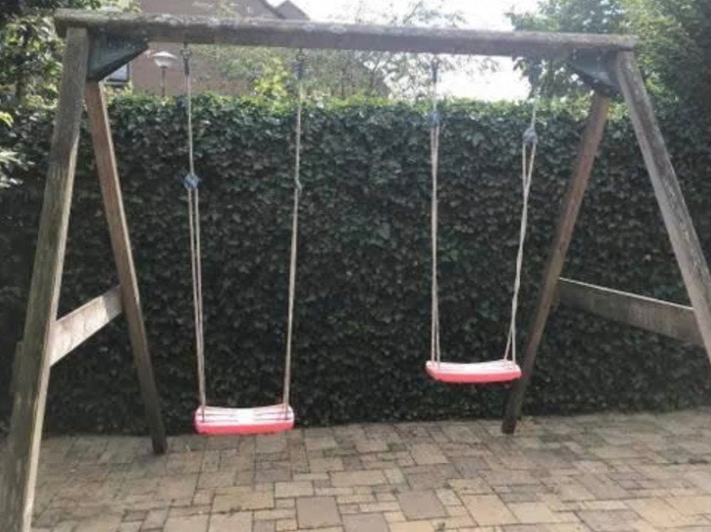 Twee schommels schommel set, Kinderen en Baby's, Speelgoed | Buiten | Speeltoestellen, Ophalen, Gebruikt, Schommel