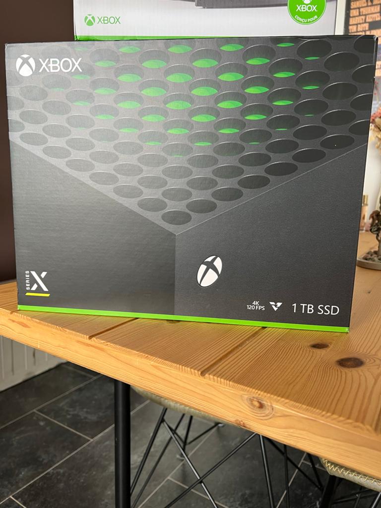 Xbox Series X Console met Thrustmaster T.Flight Hotas One, Ophalen, Zo goed als nieuw, Xbox Series X