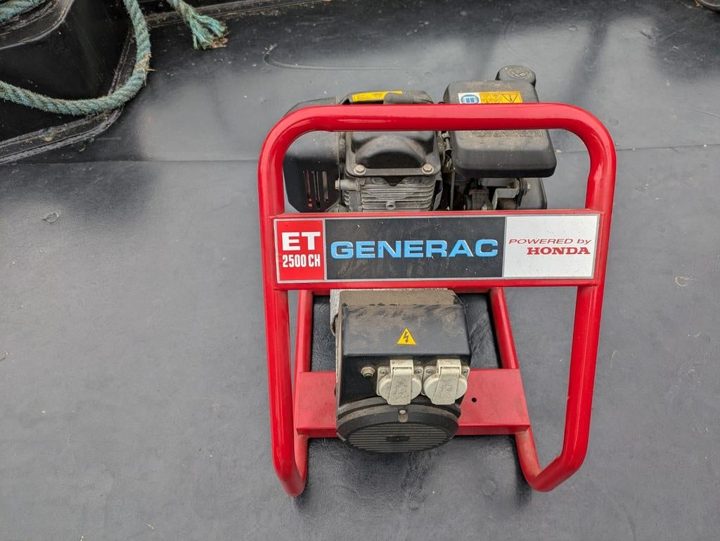 Generator Generac ET 2500 CH, Ophalen, Gebruikt, Minder dan 5 kVA, Benzine
