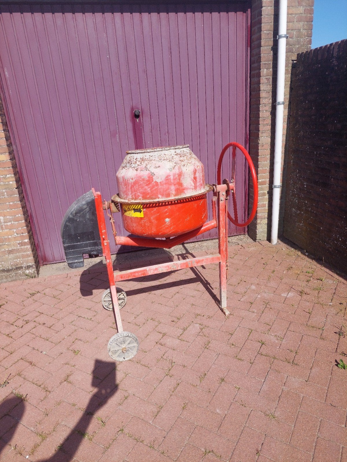 Beton molen  135  liter, Doe-het-zelf en Verbouw, Betonmolens, Ophalen