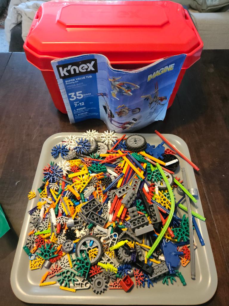 KNEX - Bouwkoffer set, Ophalen, Zo goed als nieuw, K'nex