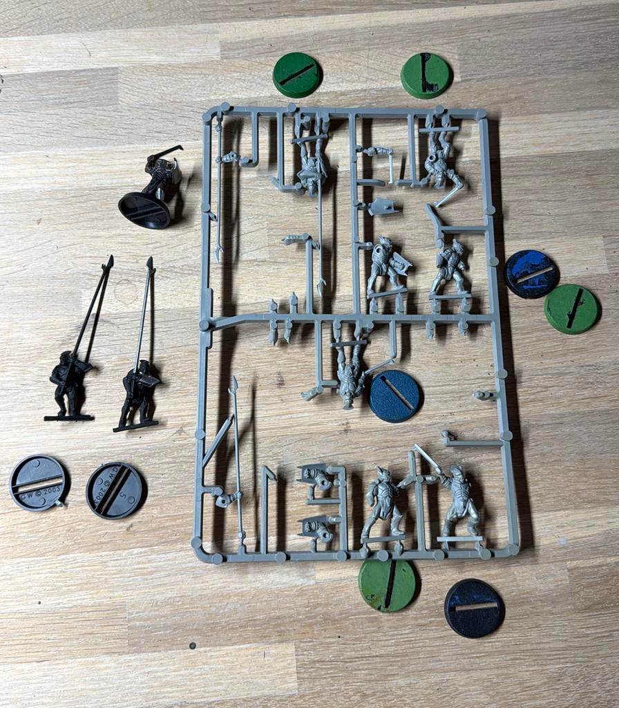 MESBG 10x Uruk-Hai, Hobby en Vrije tijd, Wargaming, Ophalen of Verzenden, Zo goed als nieuw, Lord of the Rings