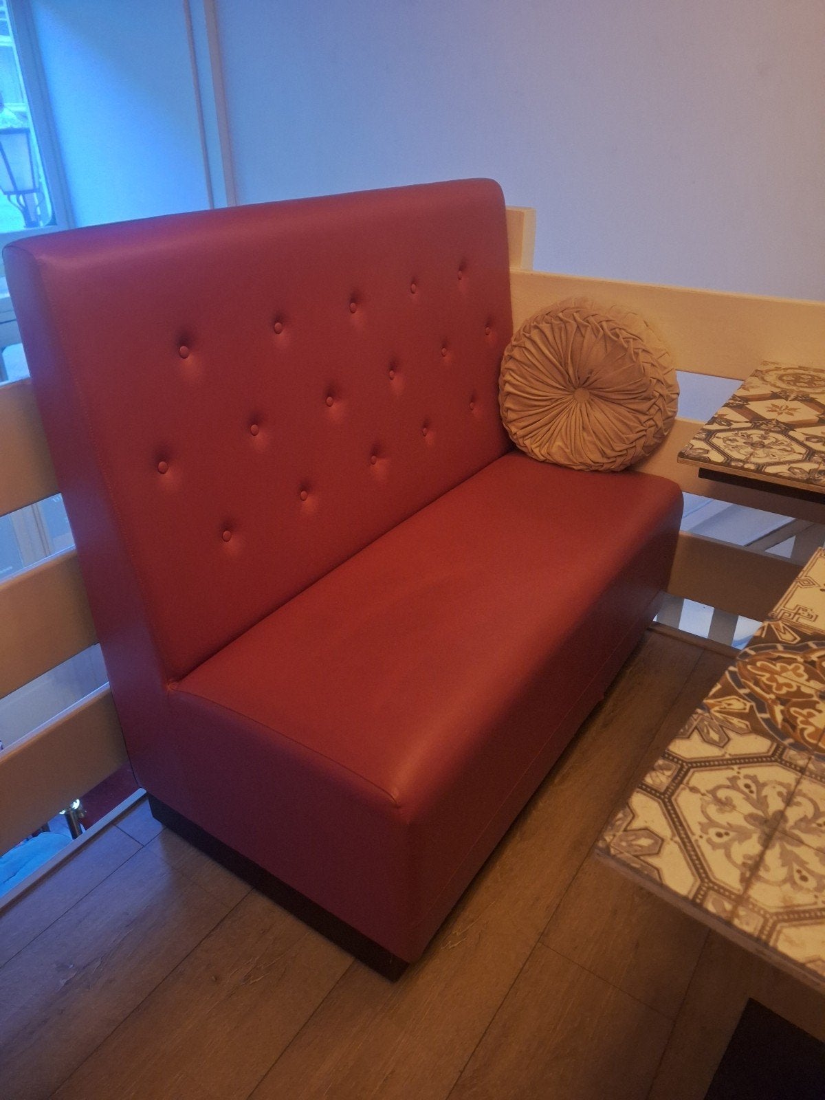 Zitbank roze, Huis en Inrichting, Ophalen, Gebruikt, Leer
