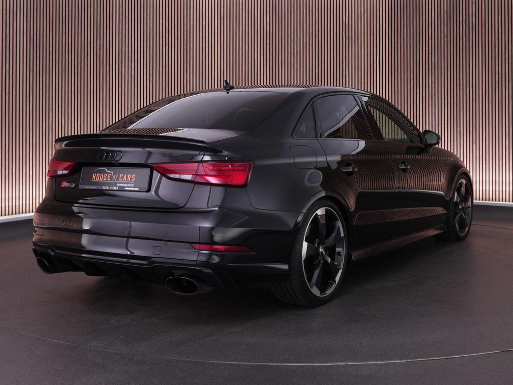Audi RS3 Limousine 2.5 400pk TFSI quattro |pano|Bang&Olufsen, Auto's, Automaat, Gebruikt, Zwart, Leder
