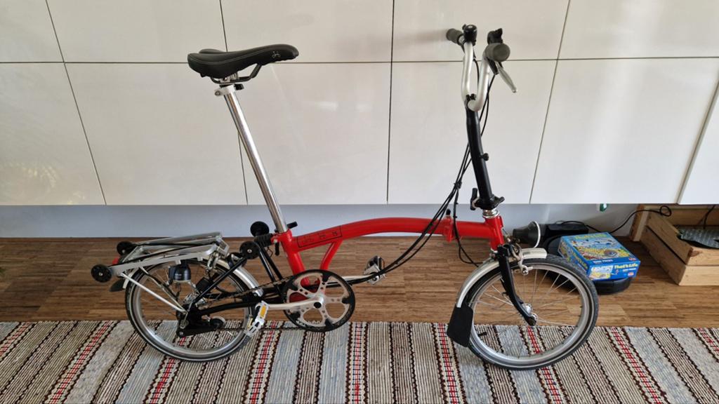 Brompton vouwfiets, Fietsen en Brommers, Fietsen | Vouwfietsen, Zo goed als nieuw, Brompton, 16 tot 18 inch, Totaal opvouwbaar
